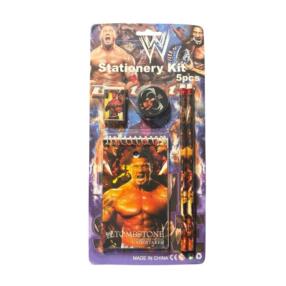 NEW IN PACKAGE  WWE 5 Piece STATIONARY KIT Undertaker Batista Goldberg